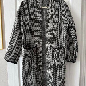 Cozy Black And White Chevron Knee Length Cardigan
